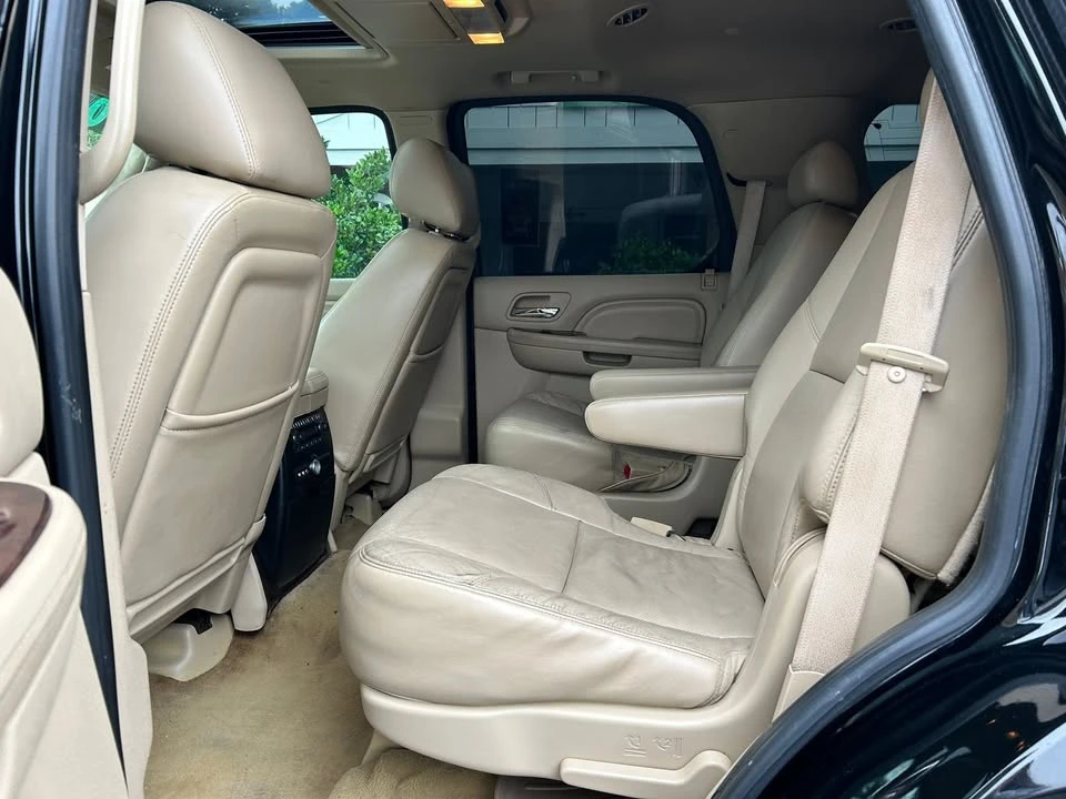 2010 Cadillac Escalade & EXT 3rd Gen - Image 7 of 19