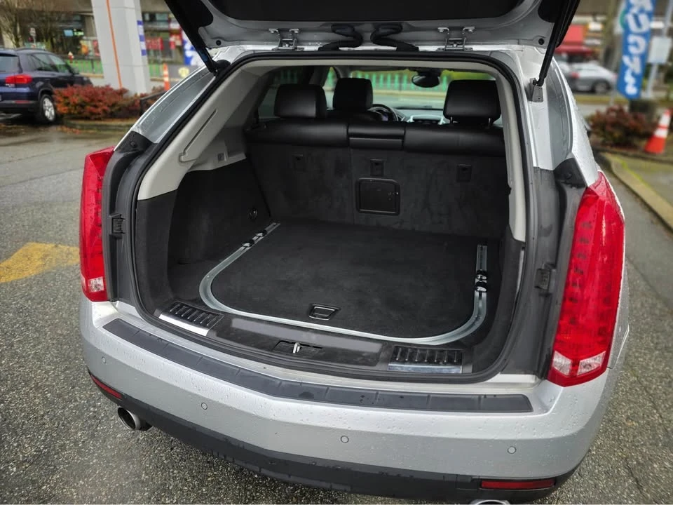 2010 Cadillac SRX - Image 7 of 20