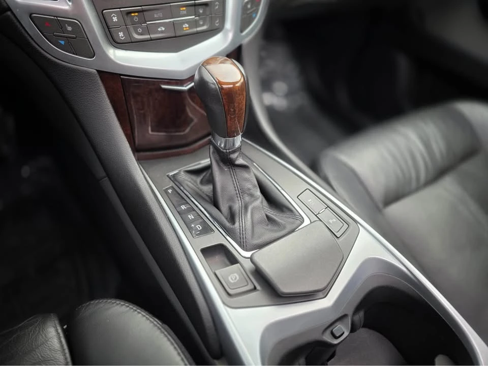 2010 Cadillac SRX - Image 16 of 20