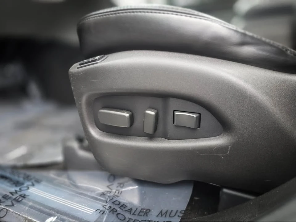 2010 Cadillac SRX - Image 17 of 20