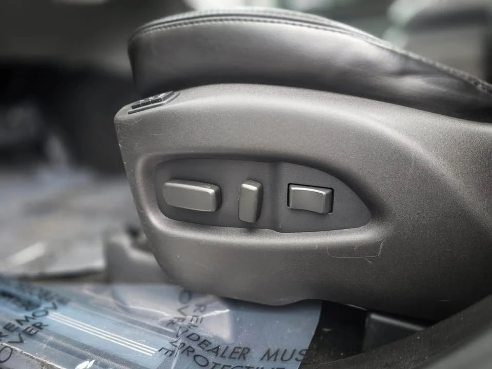 2010 Cadillac SRX - Image 11 of 19