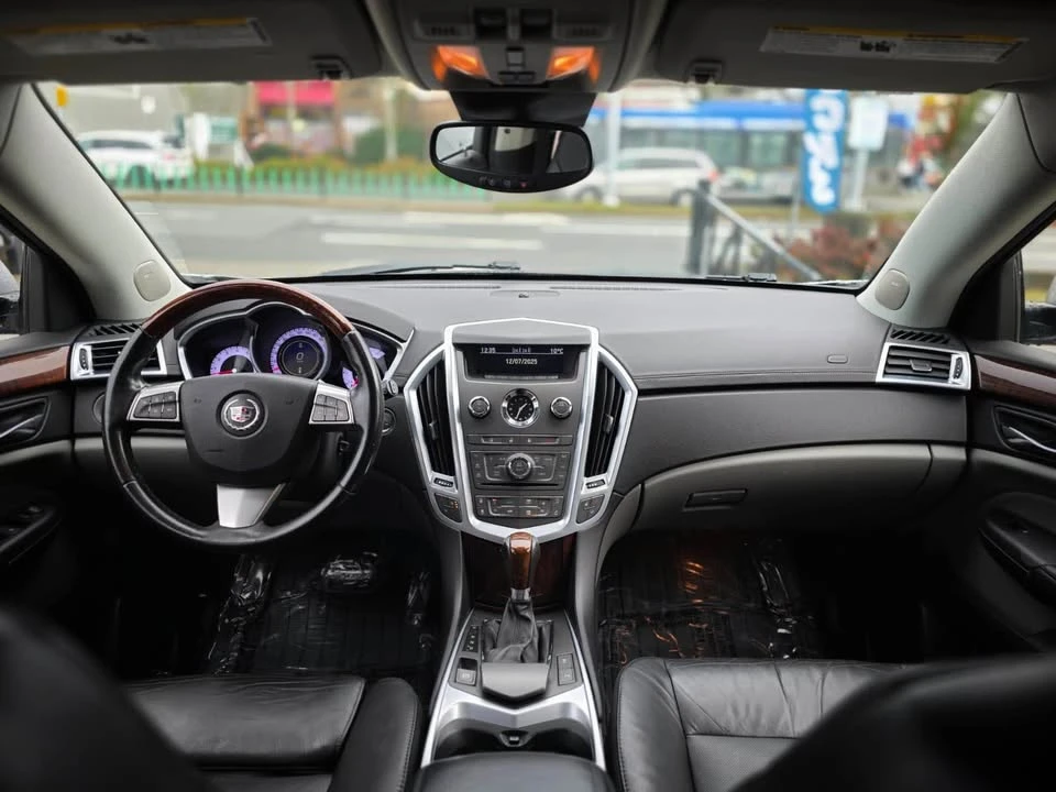 2010 Cadillac SRX - Image 3 of 7