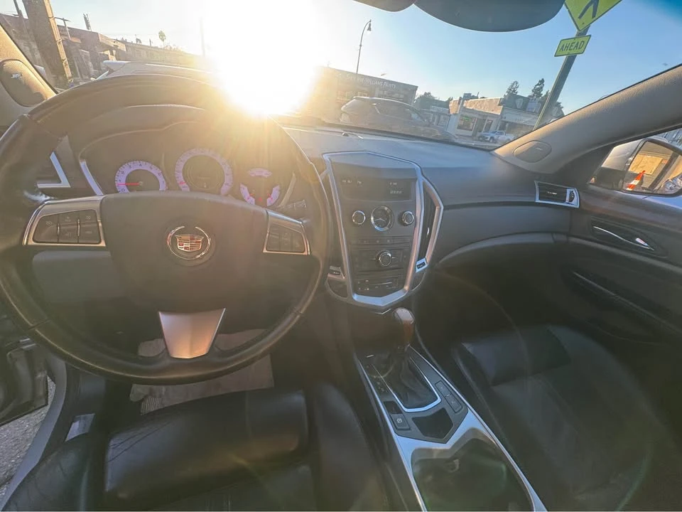 2010 Cadillac SRX - Image 4 of 6
