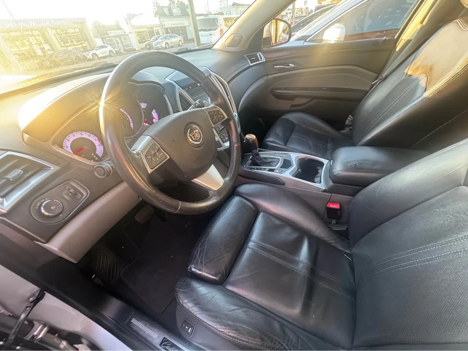 2010 Cadillac SRX - Image 2 of 6