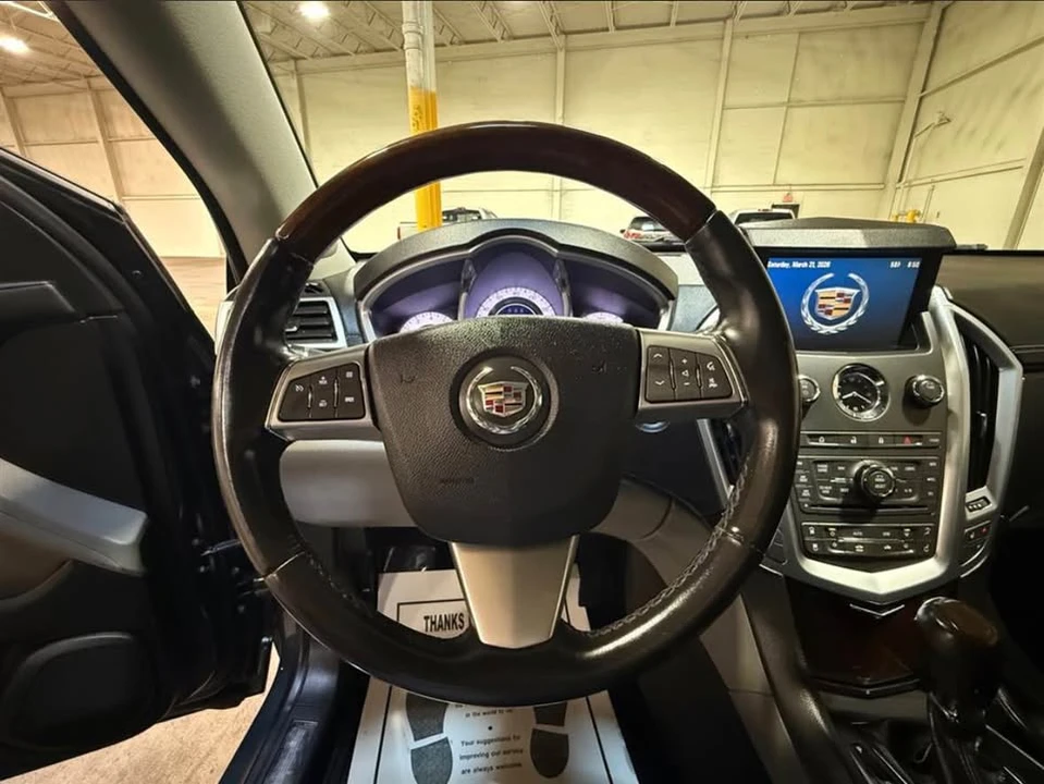 2010 Cadillac SRX - Image 8 of 9