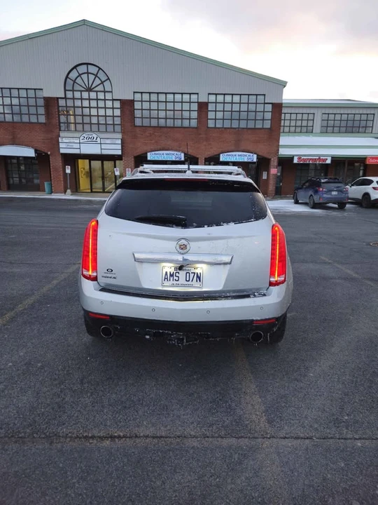 2010 Cadillac SRX - Image 5 of 11