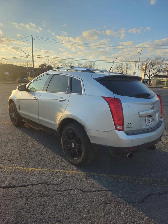 2010 Cadillac SRX - Image 4 of 12