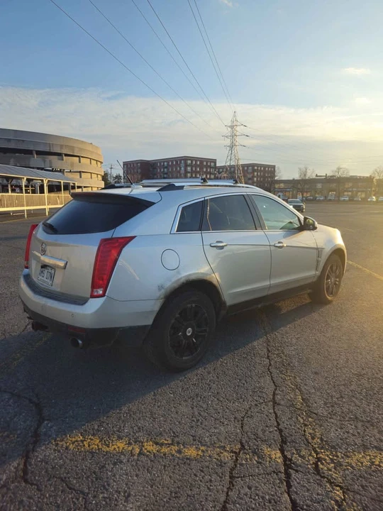 2010 Cadillac SRX - Image 2 of 12