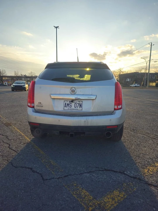 2010 Cadillac SRX - Image 3 of 12