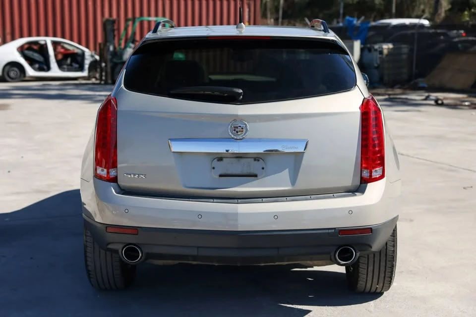 2010 Cadillac SRX - Image 5 of 20