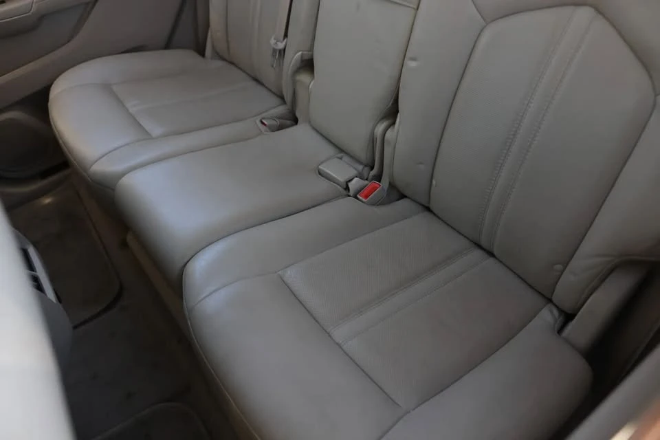 2010 Cadillac SRX - Image 15 of 20