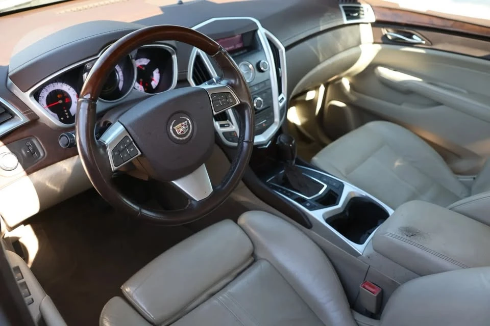 2010 Cadillac SRX - Image 12 of 20
