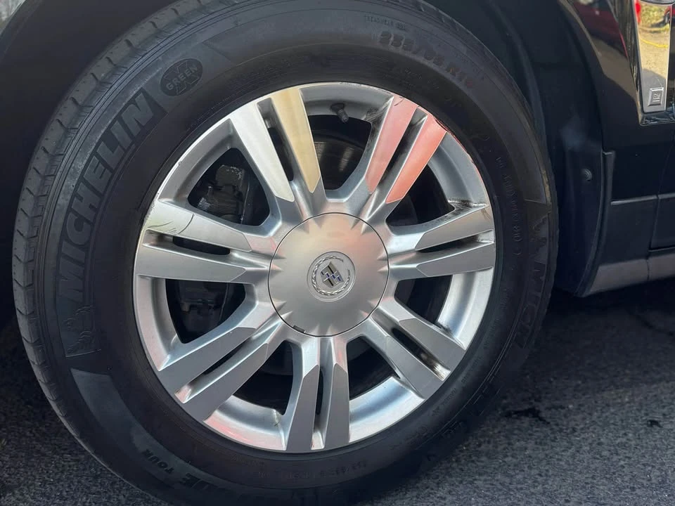 2010 Cadillac SRX - Image 16 of 17