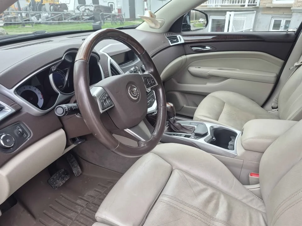 2010 Cadillac SRX - Image 6 of 7