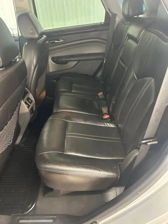 2010 Cadillac SRX - Image 16 of 20