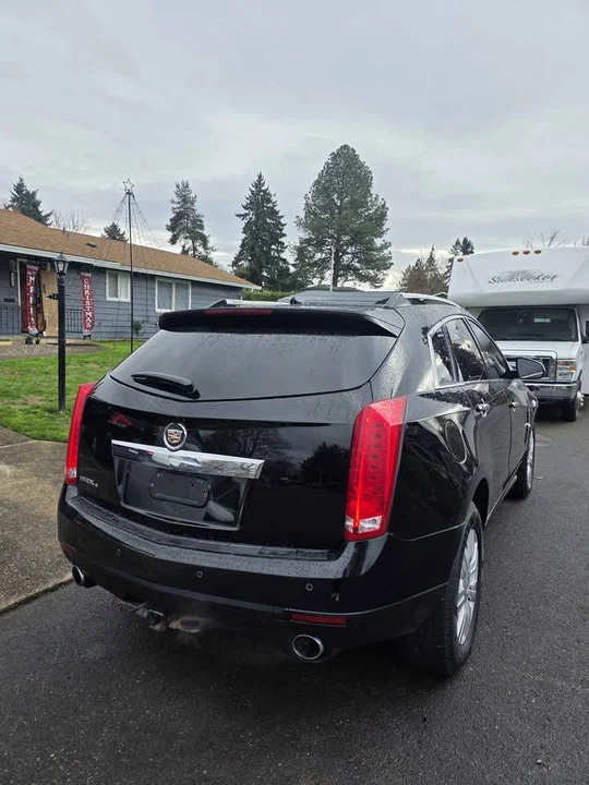 2010 Cadillac SRX - Image 8 of 19