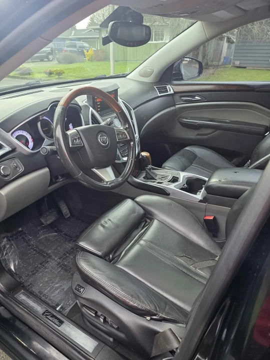 2010 Cadillac SRX - Image 14 of 19