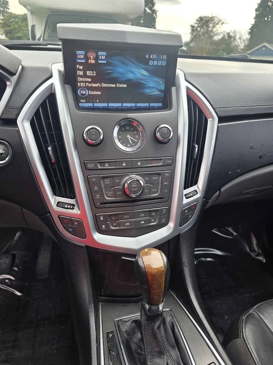 2010 Cadillac SRX - Image 9 of 13