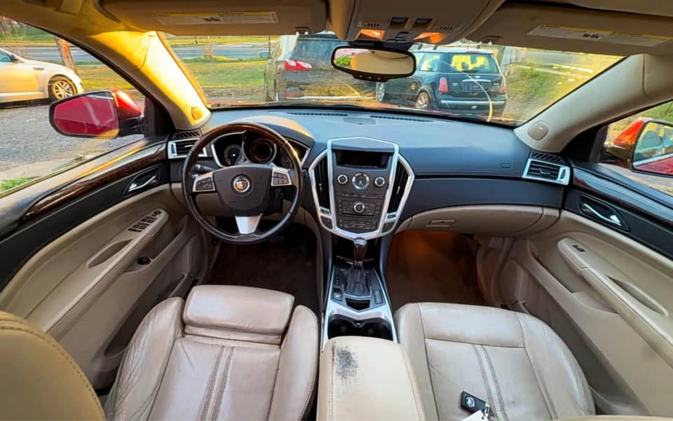 2010 Cadillac SRX - Image 4 of 4