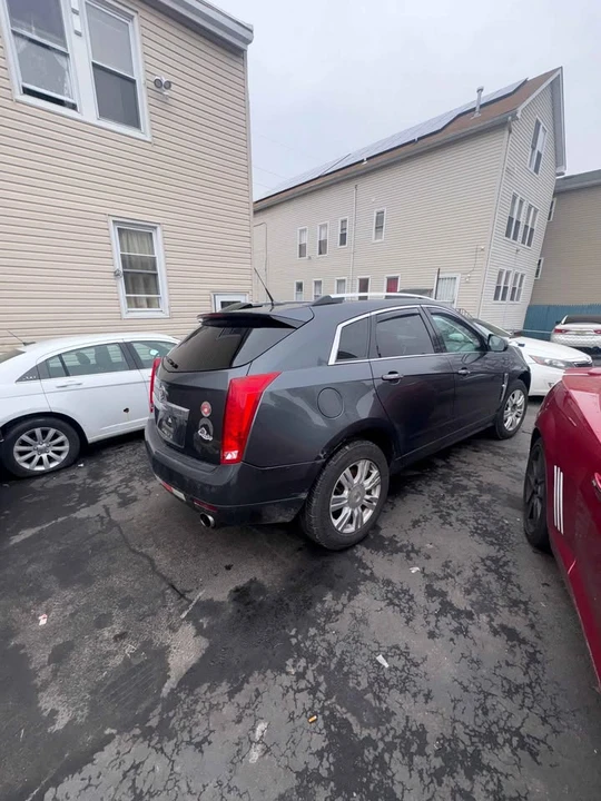 2010 Cadillac SRX - Image 5 of 15