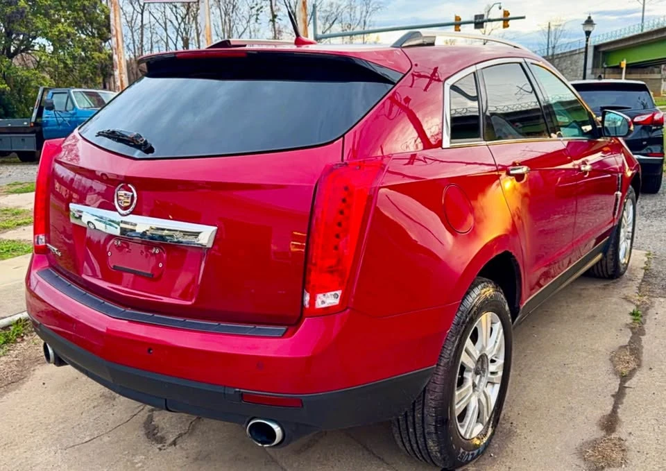 2010 Cadillac SRX - Image 2 of 4