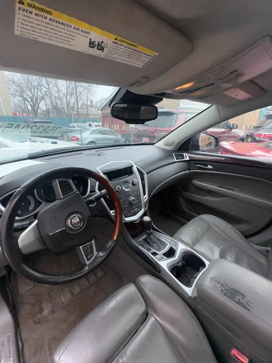2010 Cadillac SRX - Image 10 of 15