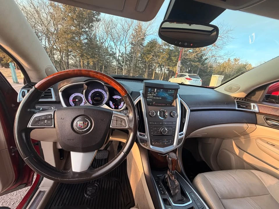 2010 Cadillac SRX - Image 2 of 9
