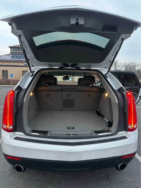 2010 Cadillac SRX - Image 18 of 18