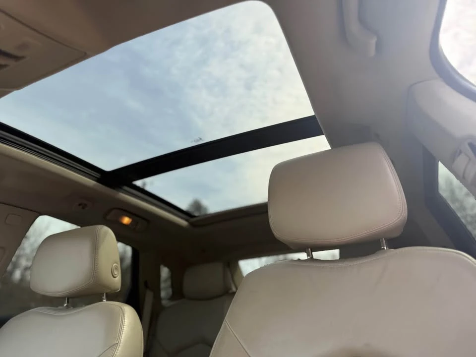 2010 Cadillac SRX - Image 8 of 18