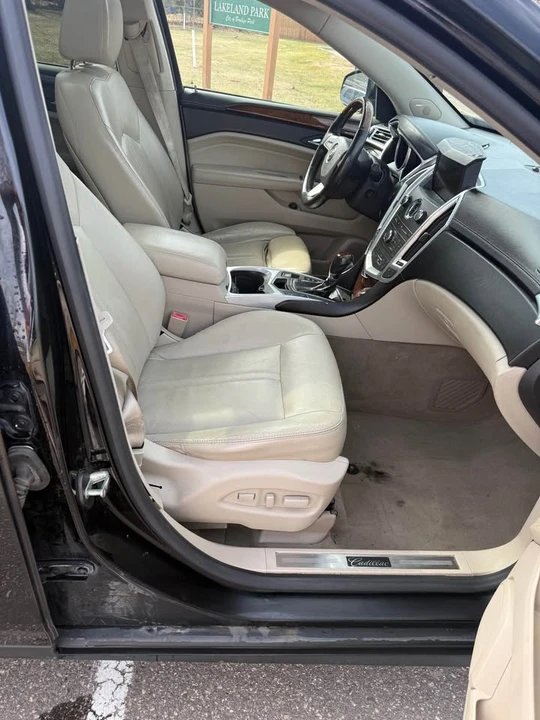 2010 Cadillac SRX - Image 14 of 18