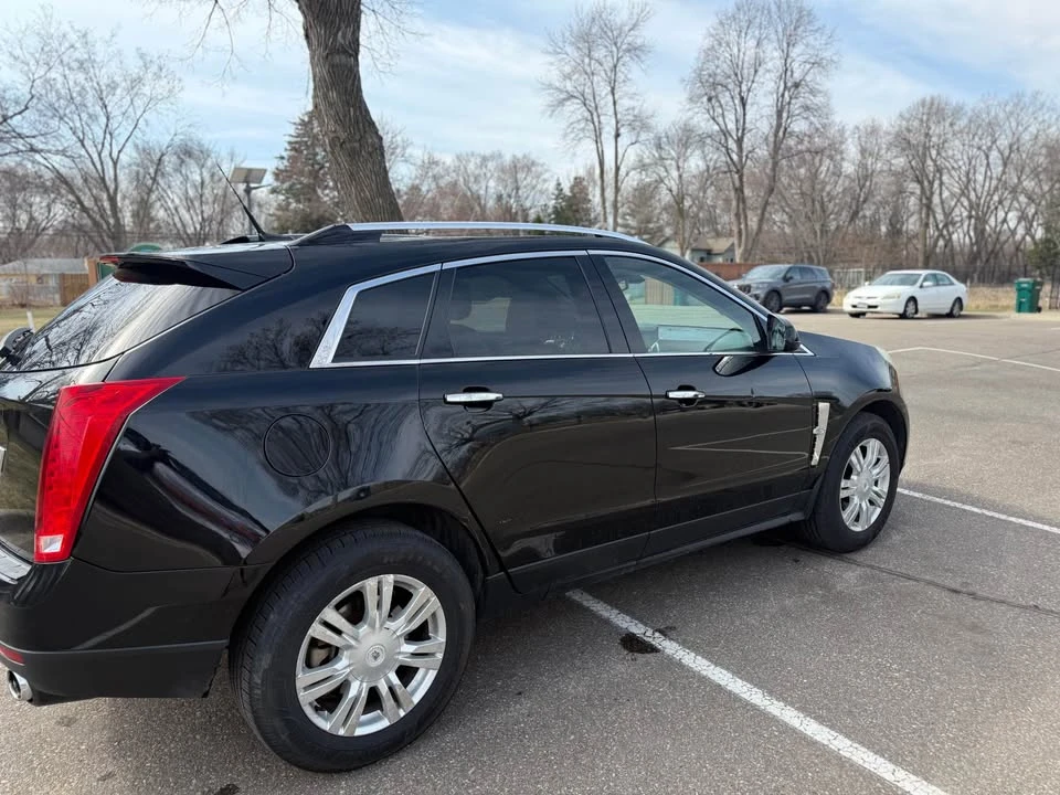 2010 Cadillac SRX - Image 12 of 18