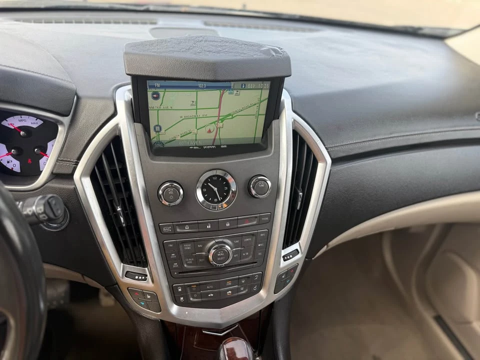 2010 Cadillac SRX - Image 7 of 18