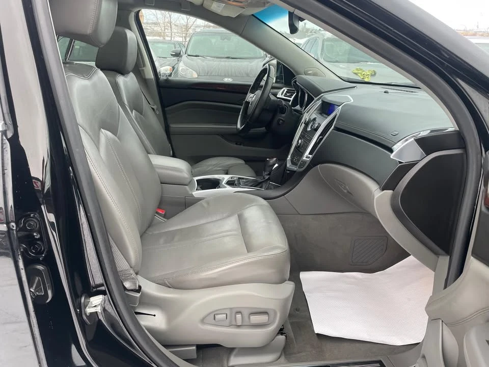 2010 Cadillac SRX - Image 13 of 16