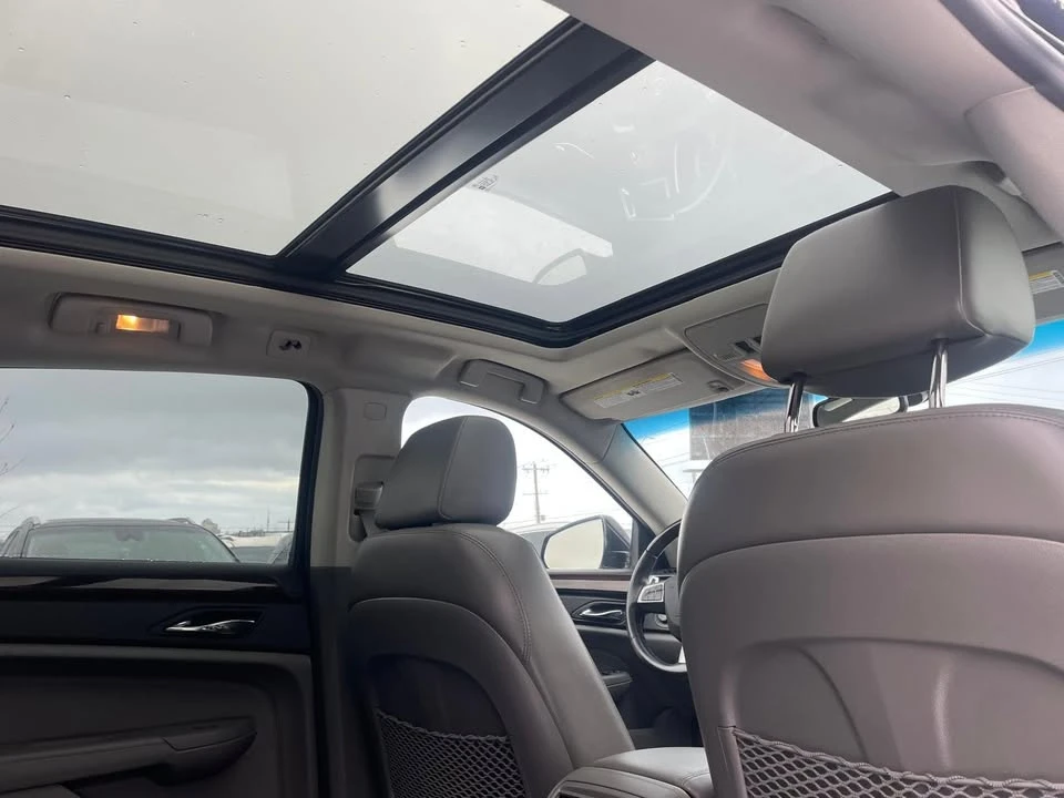 2010 Cadillac SRX - Image 15 of 16