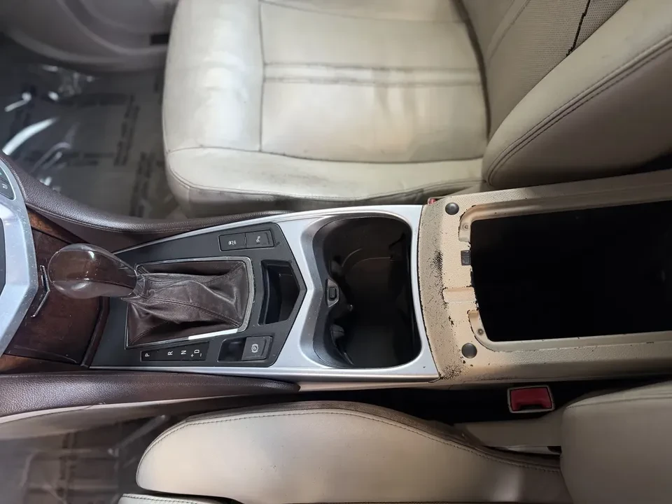 2010 Cadillac SRX - Image 20 of 20