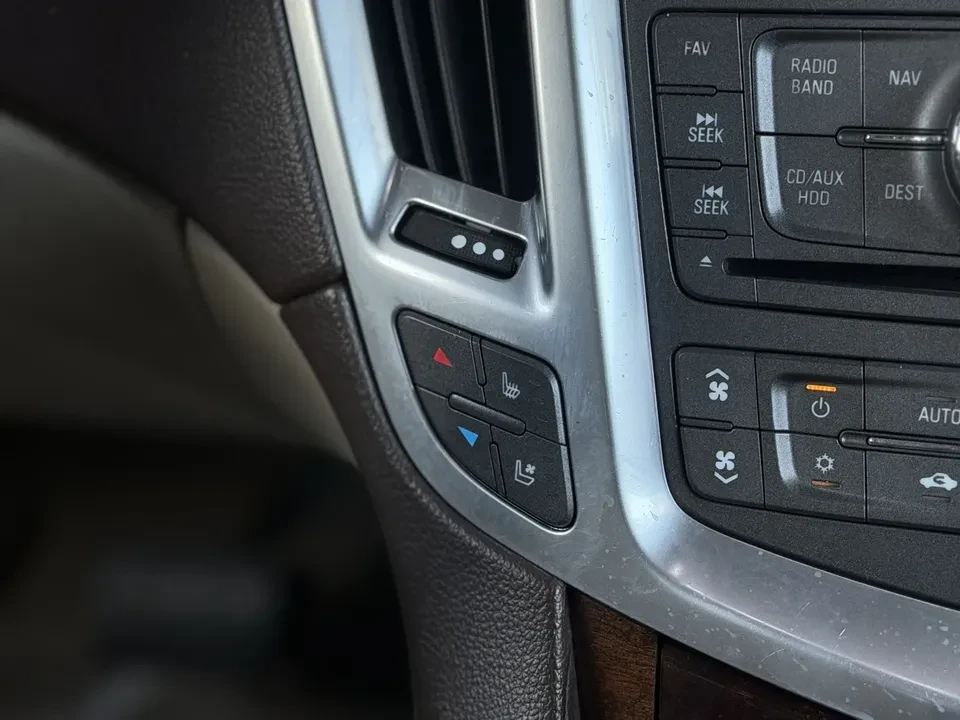 2010 Cadillac SRX - Image 18 of 20