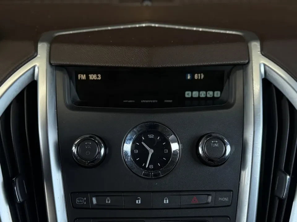 2010 Cadillac SRX - Image 16 of 20