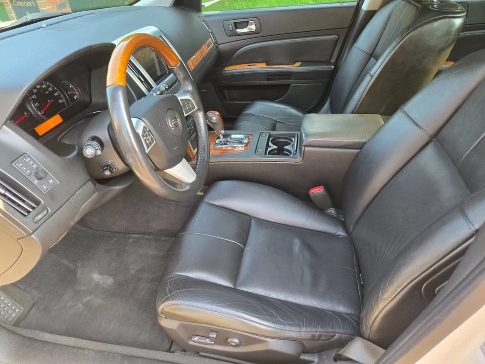 2010 Cadillac STS - Image 7 of 13