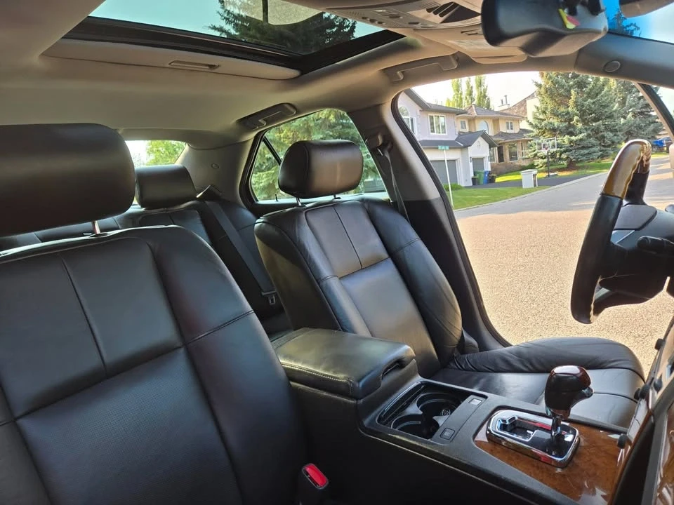 2010 Cadillac STS - Image 12 of 13
