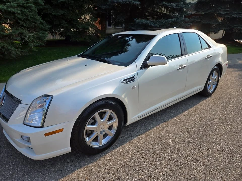2010 Cadillac STS - Image 3 of 13