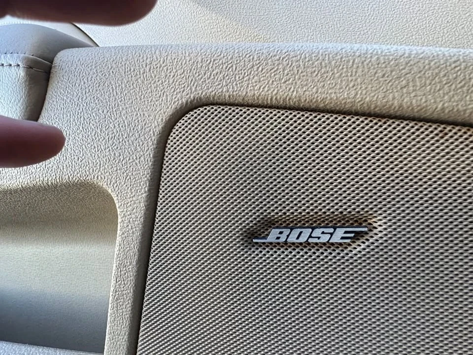 2010 Cadillac STS - Image 15 of 20