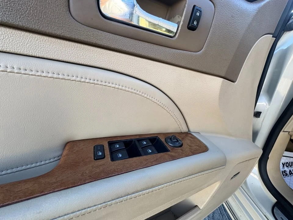 2010 Cadillac STS - Image 14 of 19