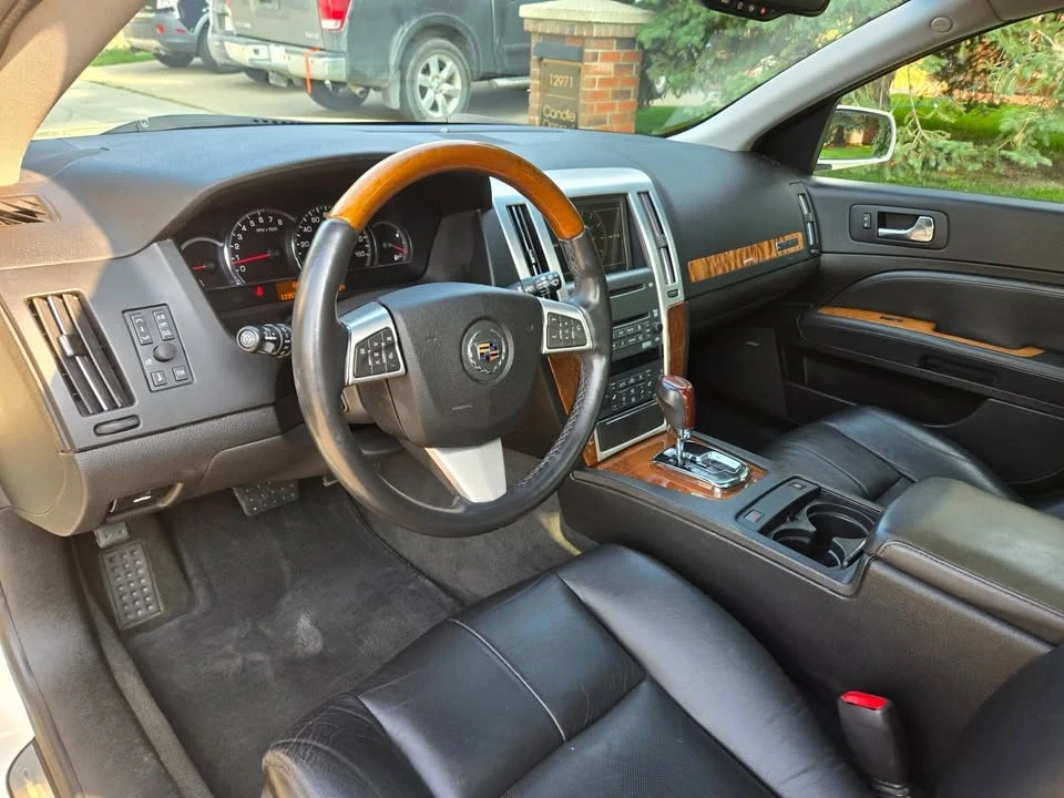 2010 Cadillac STS - Image 6 of 13