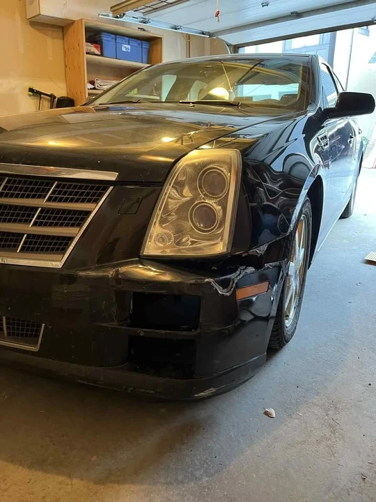 2010 Cadillac STS - Image 6 of 11