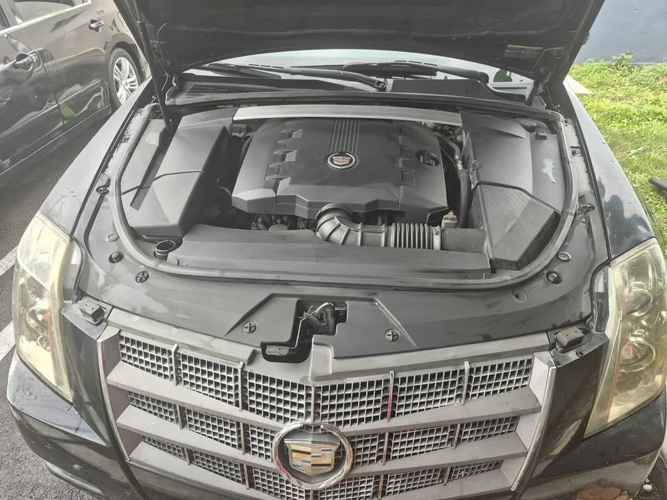 2010 Cadillac STS - Image 3 of 5