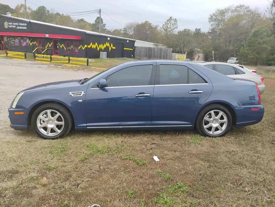 2010 Cadillac STS - Image 7 of 11