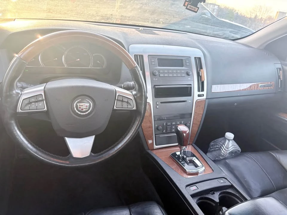 2010 Cadillac STS - Image 5 of 9