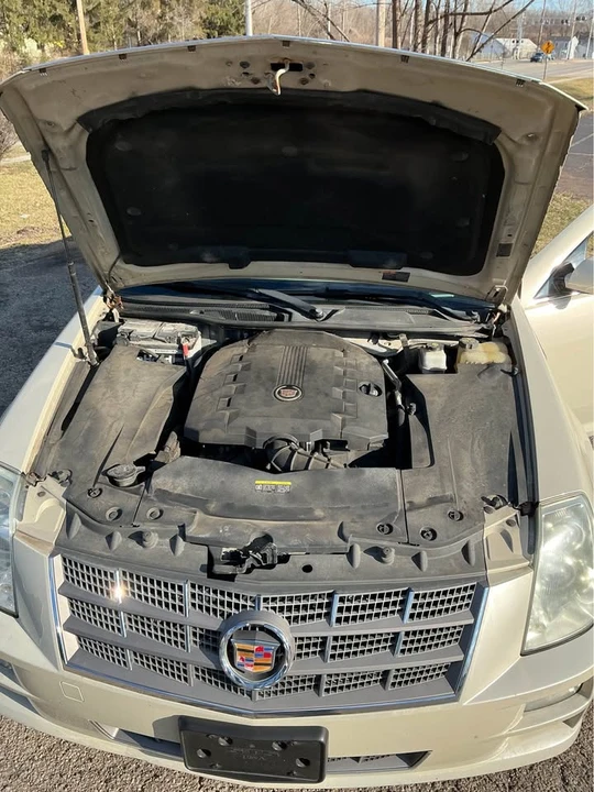 2010 Cadillac STS - Image 8 of 14