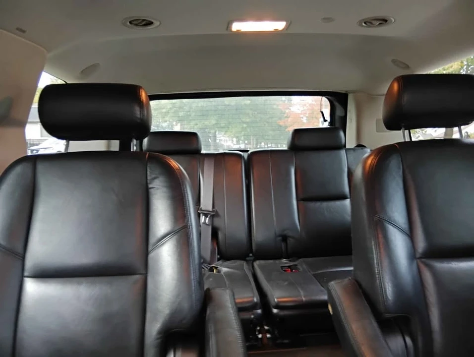 2010 Cadillac Escalade & EXT 3rd Gen - Image 12 of 15