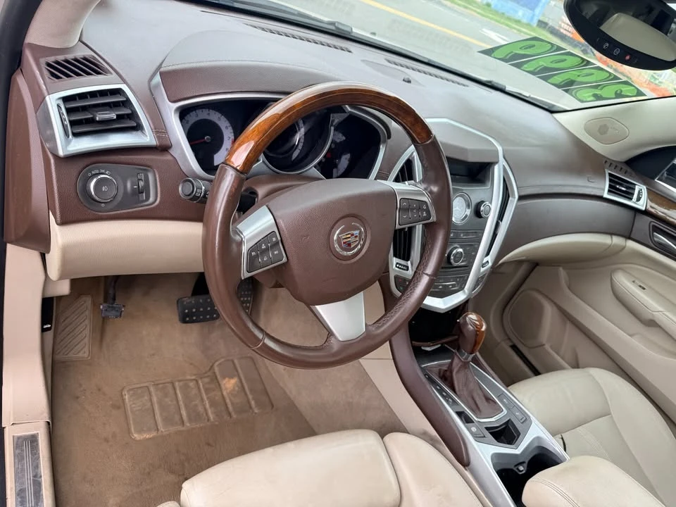 2010 Cadillac SRX - Image 6 of 7